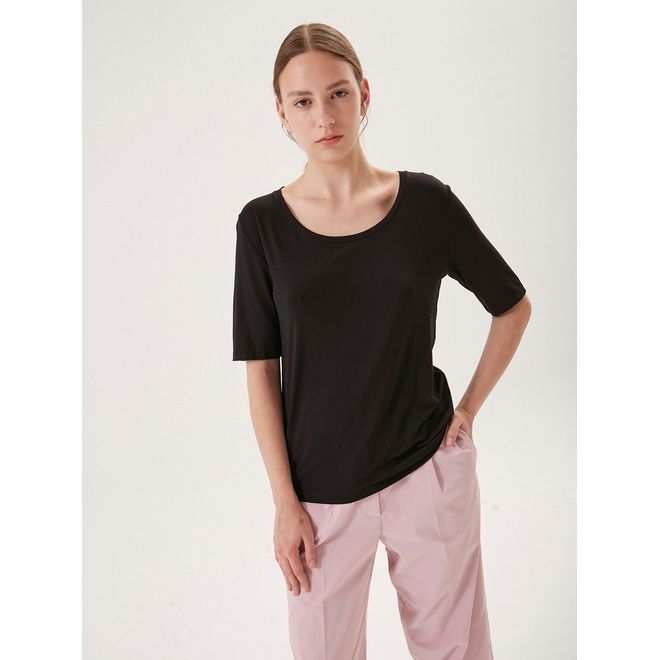 Remera U Viscosa